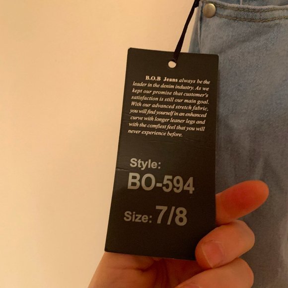 High-Waisted Distressed Jeans - Picture 3 of 4